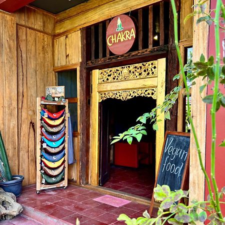 Chakra Tavern ブドゥグル エクステリア 写真